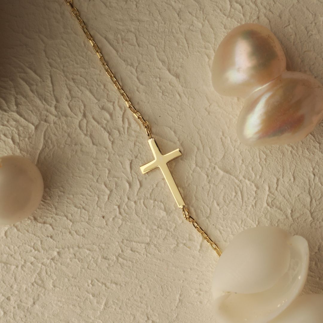 Dainty Cross Bracelet