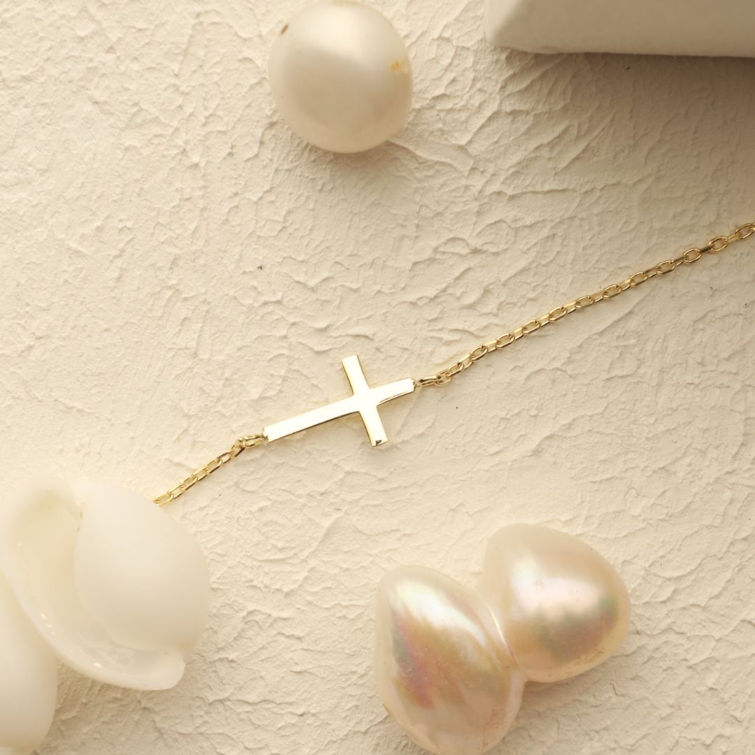 Dainty Cross Bracelet