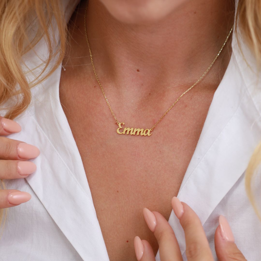 Dainty Name Necklace