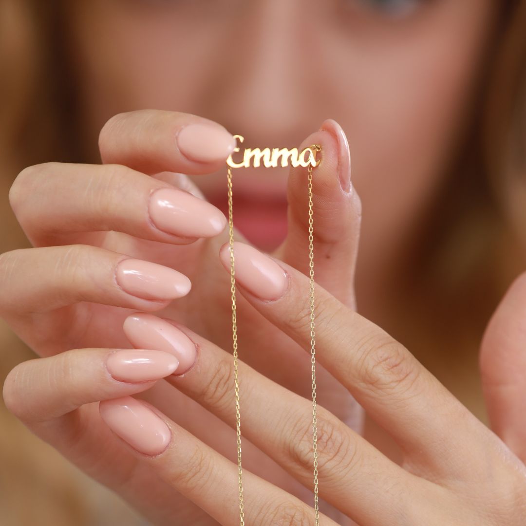 Dainty Name Necklace