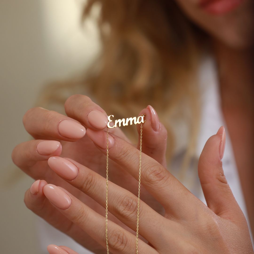 Dainty Name Necklace