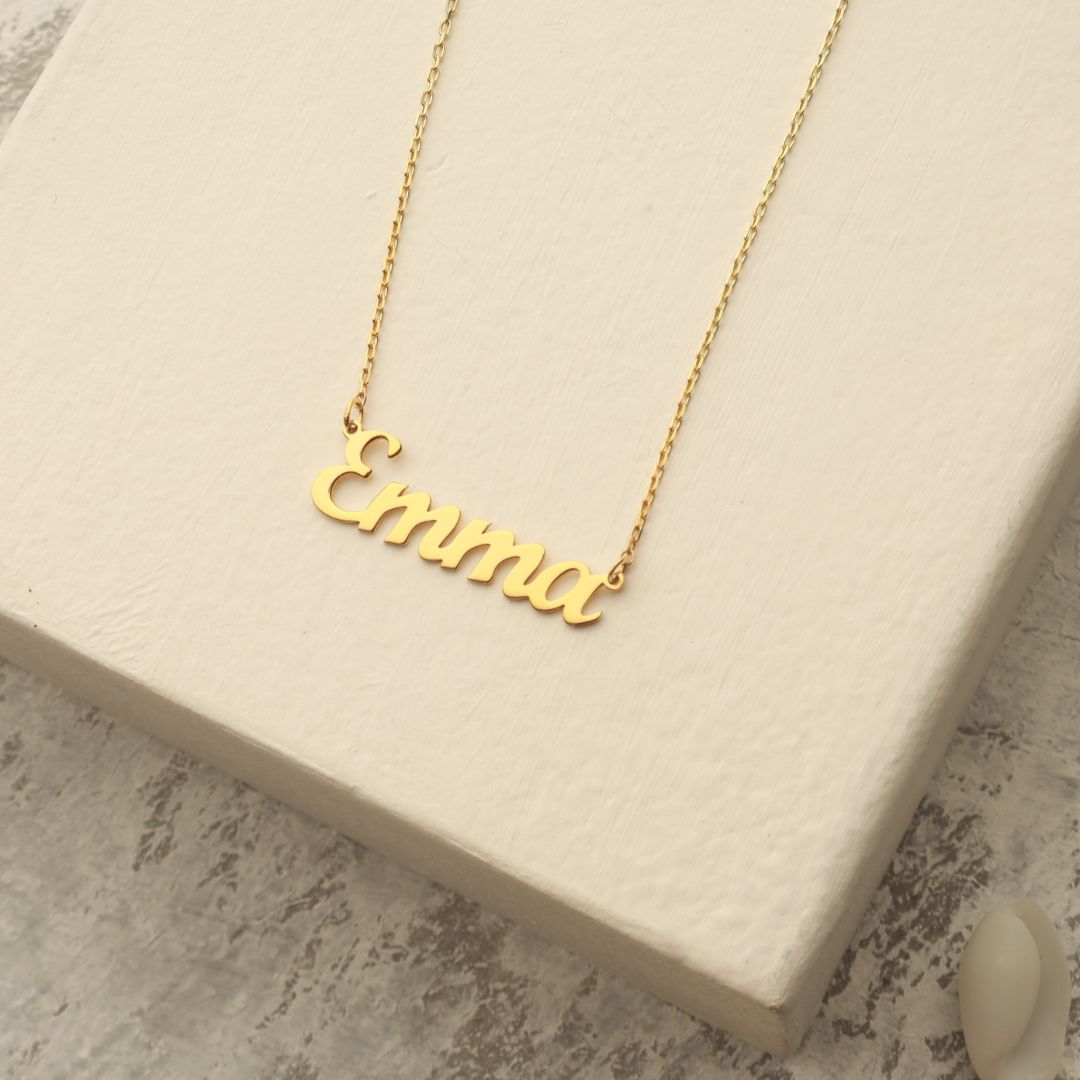 Dainty Name Necklace