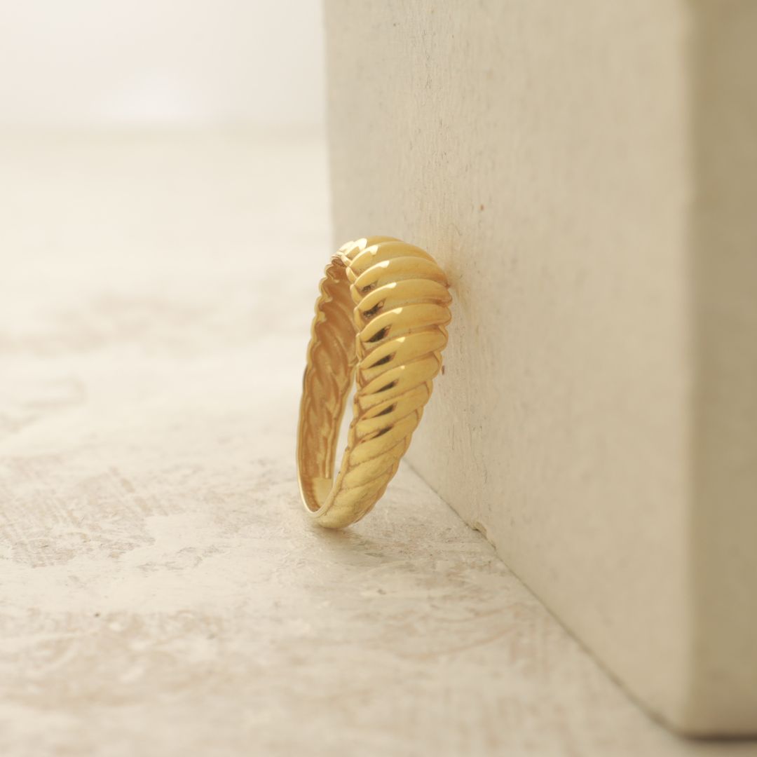 Dome Croissant Ring