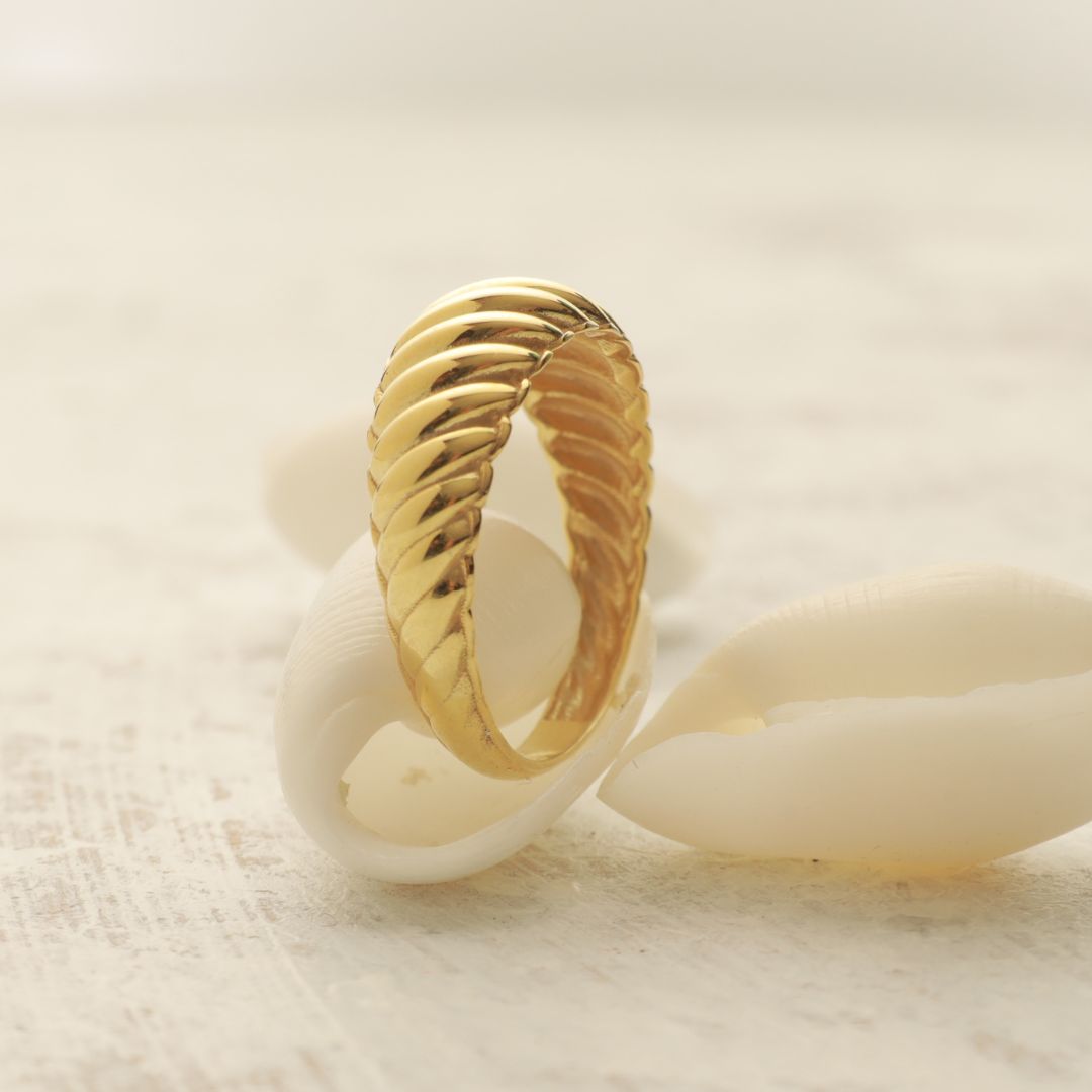 Dome Croissant Ring