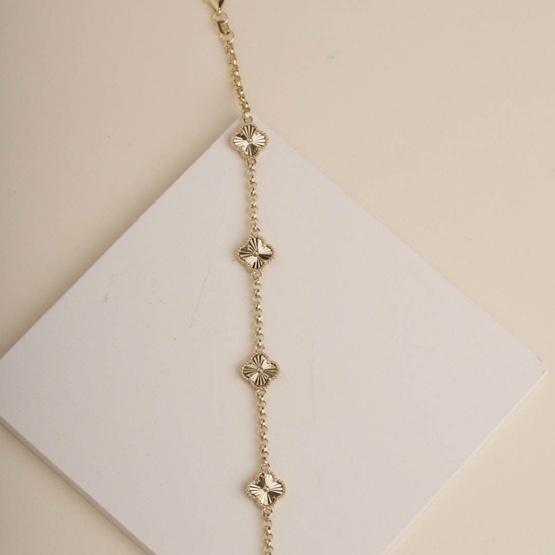 Gold Clover Pendant Bracelet for Men