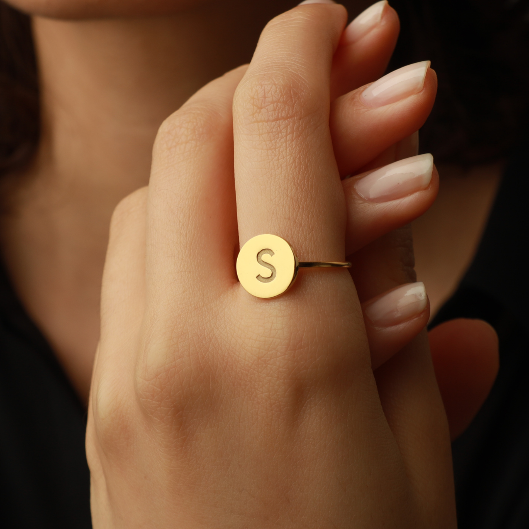 Personalized Round Signet Ring for Women