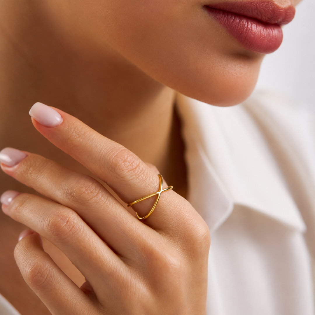 Women's Crossover Ring